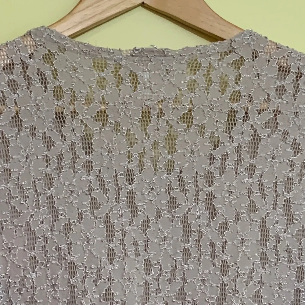 Glu-Glu || Tan Nude Embroidered Floral Lace Sheer Long Sleeve Stretch Top M - Picture 11 of 13